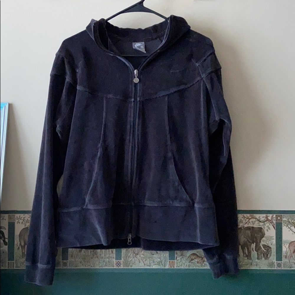 Nike zip up. slightly worn